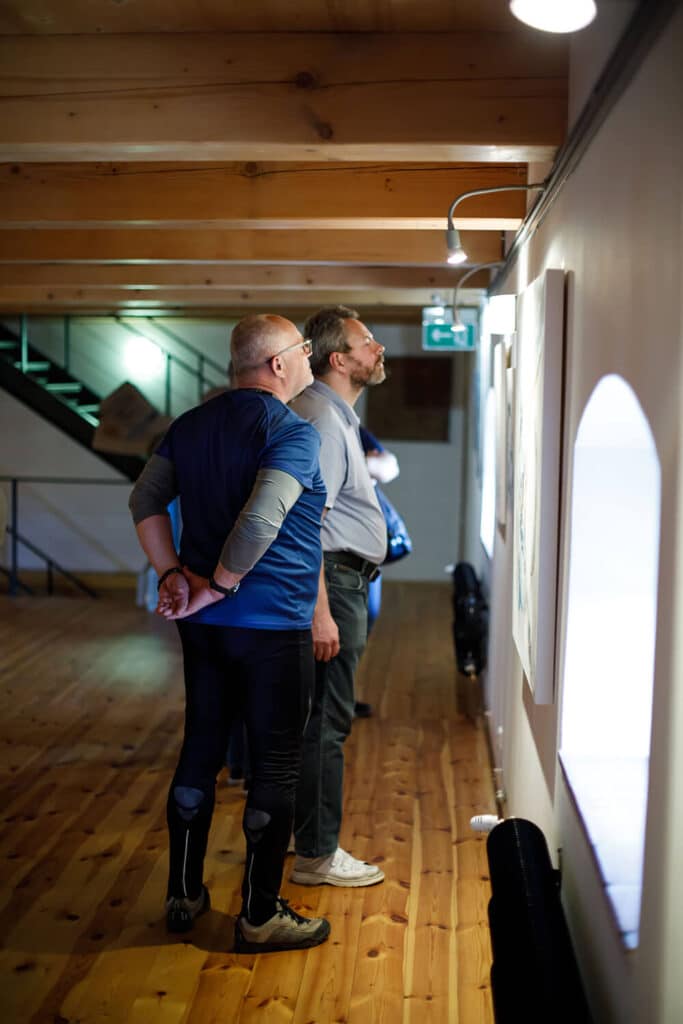 Fotografie z Vernisáže a Výstavy obrazů v Dvůr Všerad - Kristýna Smetanová